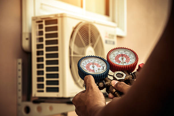 Professional Hvac Installation technician working in Brainard, NY